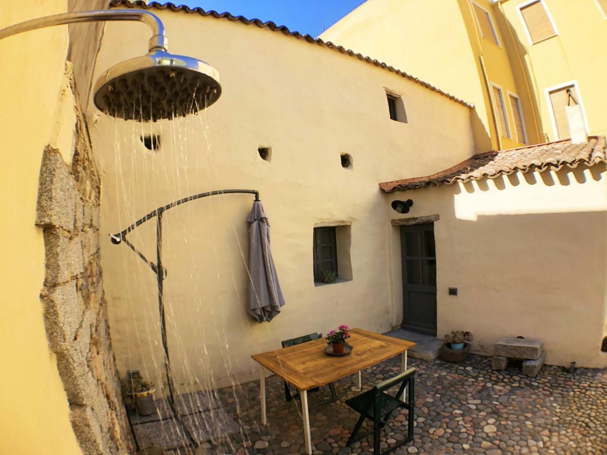 Un Gioiello Nel Centro Storico Apartment Bari Sardo Exterior photo