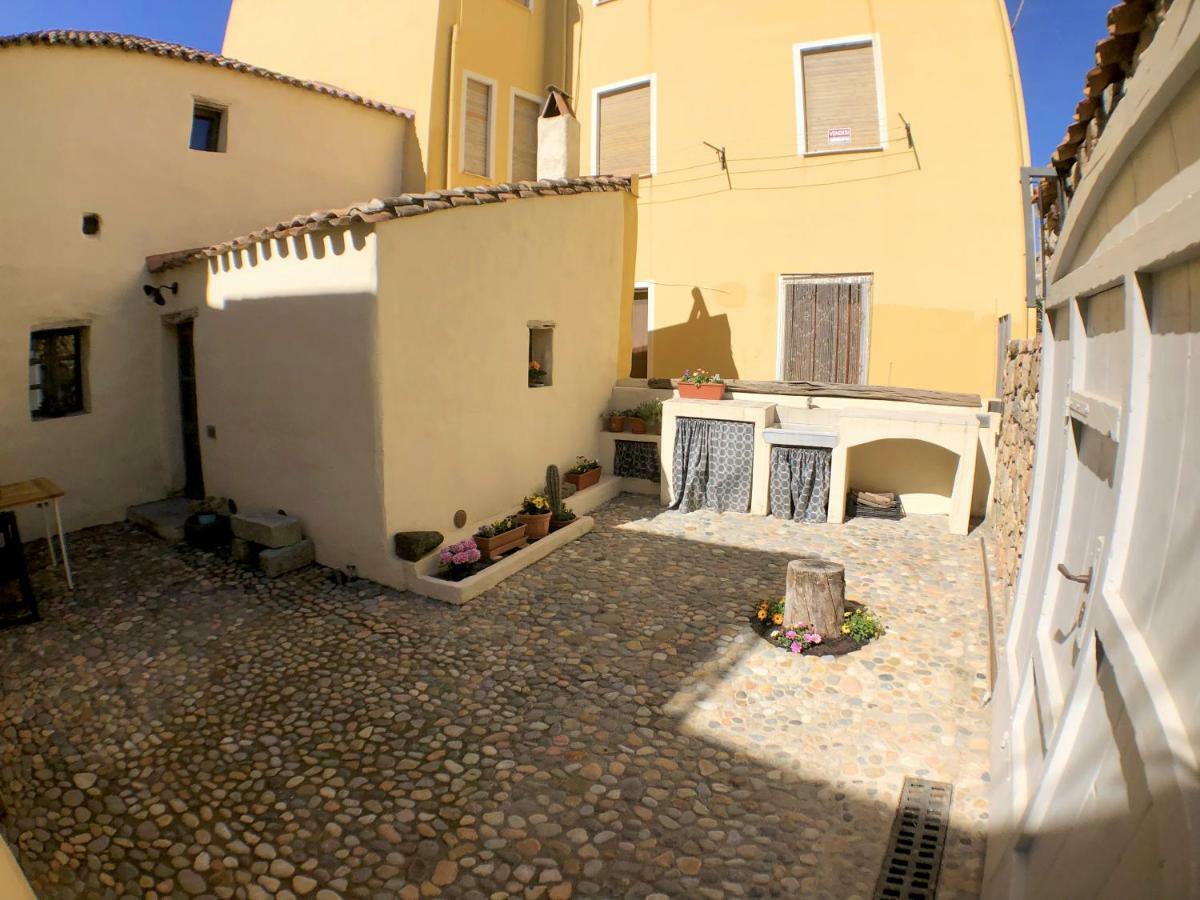 Un Gioiello Nel Centro Storico Apartment Bari Sardo Exterior photo